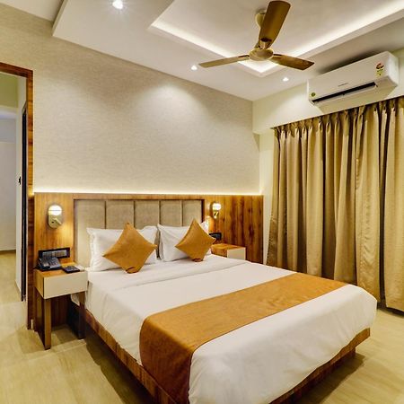 Home2 Studio Apartments Βομβάη Εξωτερικό φωτογραφία