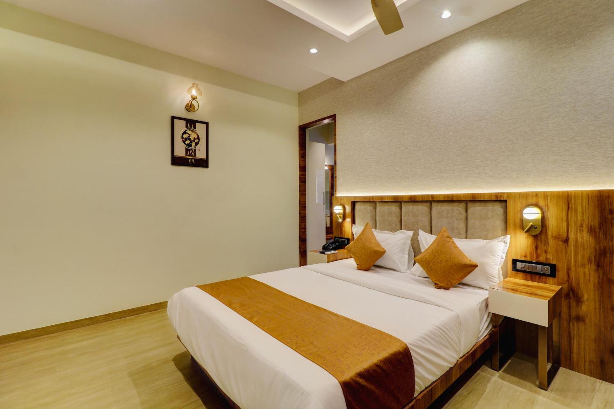 Home2 Studio Apartments Βομβάη Εξωτερικό φωτογραφία
